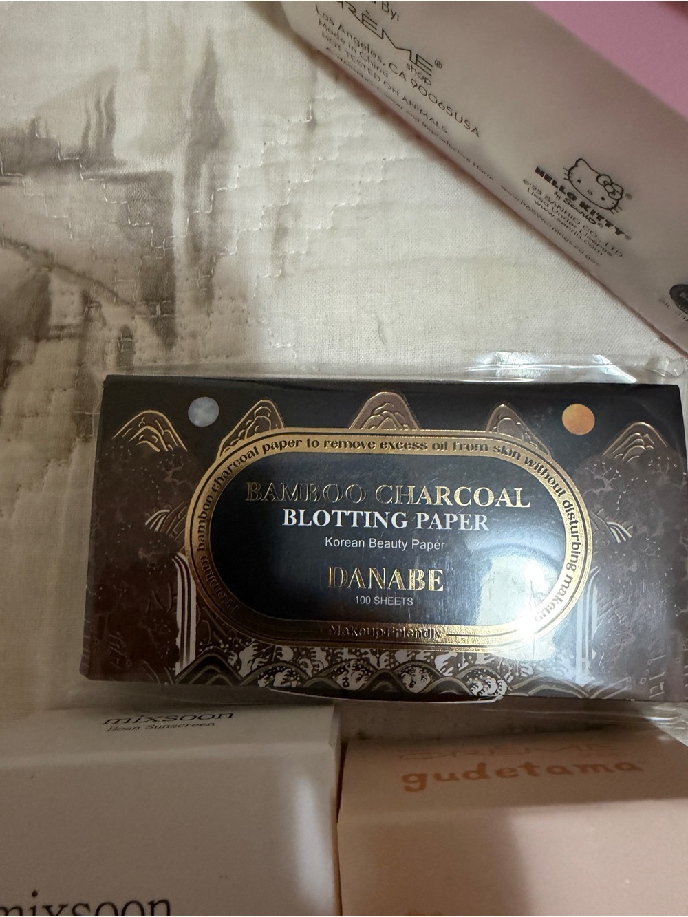 The crème shop Spa and Skincare bundle - Picture 2 of 3